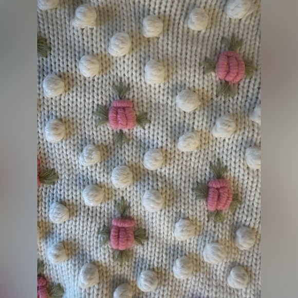 Zara Brand New Cream Knit Sweater with Pink Floral Detailing - Picture 2 of 5